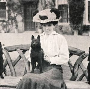 Meet your Posher, Katie